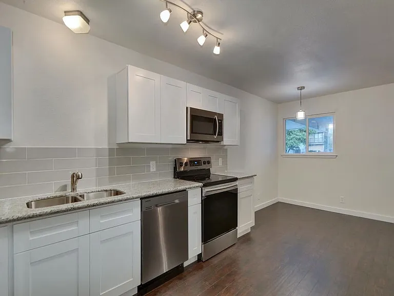 2706 Parker Ln #A — Photo 10