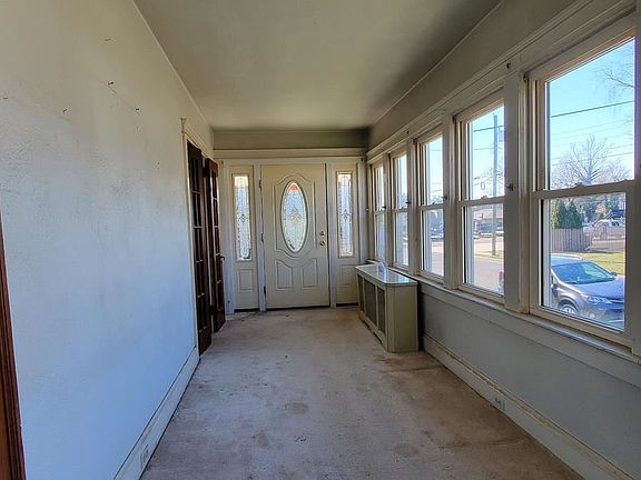 2nd image of 5 Yale Ave