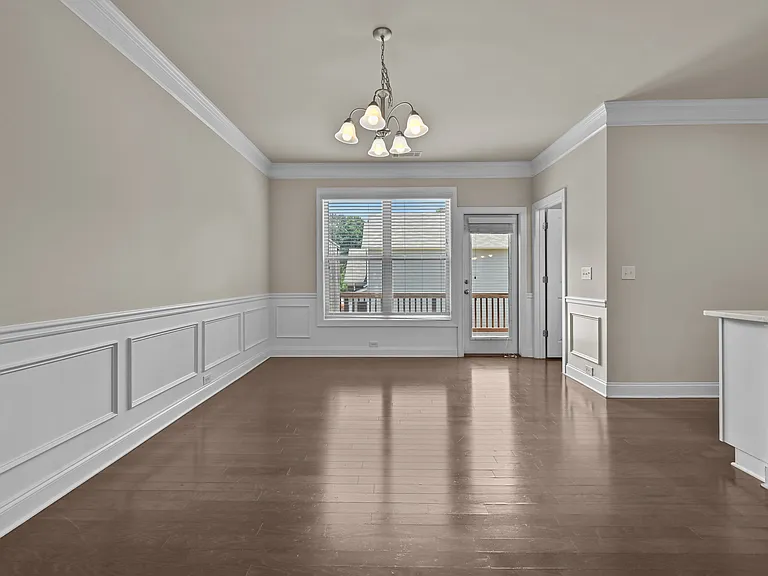 2489 Village Park Bnd — Photo 16