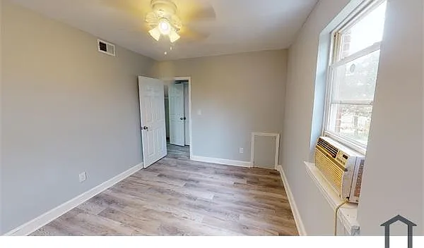 501 19th St NE #503A — Photo 5