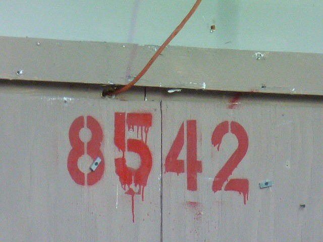 2nd image of 8542 Files St