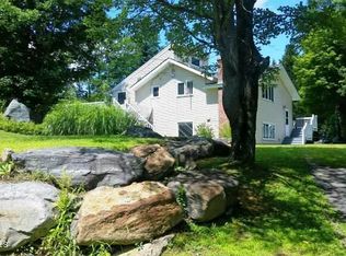 32 Linden Ln, Hinsdale, MA 01235