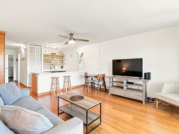 3rd image of 2191 S Kihei Rd APT 2215