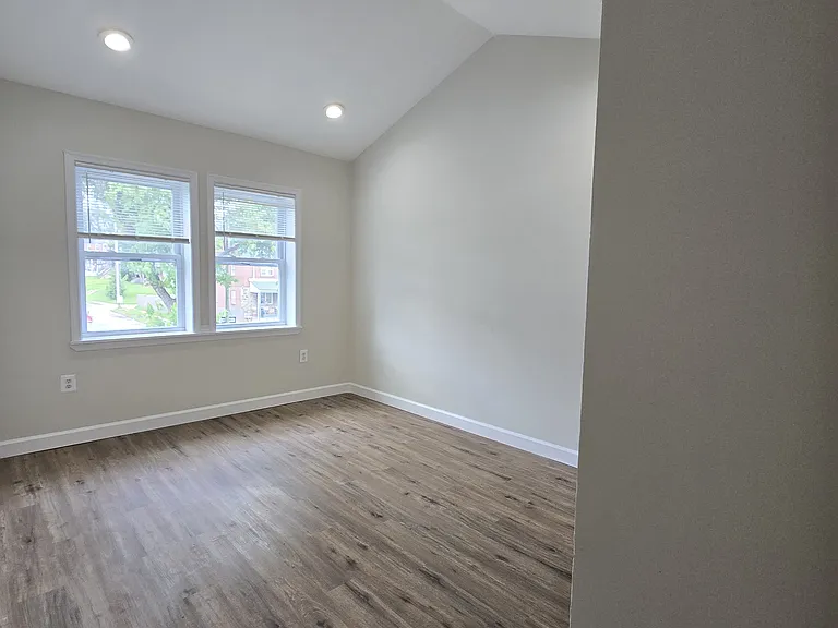 3821 Brooklyn Ave — Photo 7