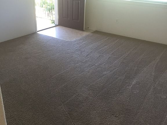 3rd image of 238 Berrydale Ave APT E