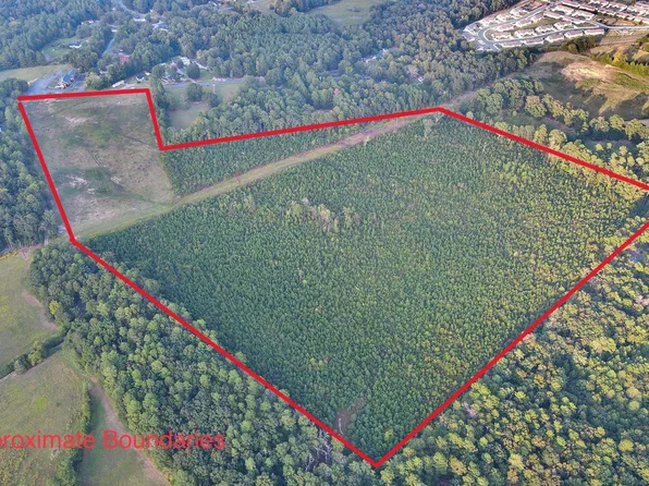 3125 W 3rd St, Siler City, NC 27344