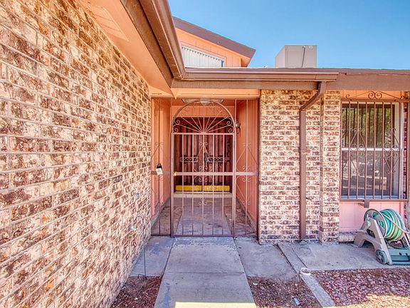 4th image of 11776 Jennifer Dr