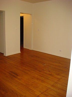 3rd image of 7728 N Marshfield Ave APT 2A