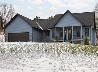 1577 S Cherry Blossom Ln, Suttons Bay, MI 49682