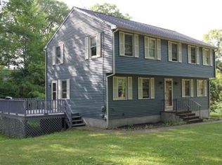34 Pleasant St, Sutton, MA 01590
