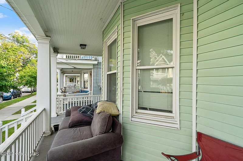 4th image of 448 /450 Morris Street