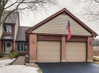 1811 Koehling Rd, Northbrook, IL 60062
