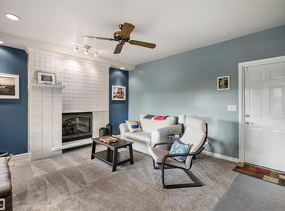 5th image of 27668 Roan Dr