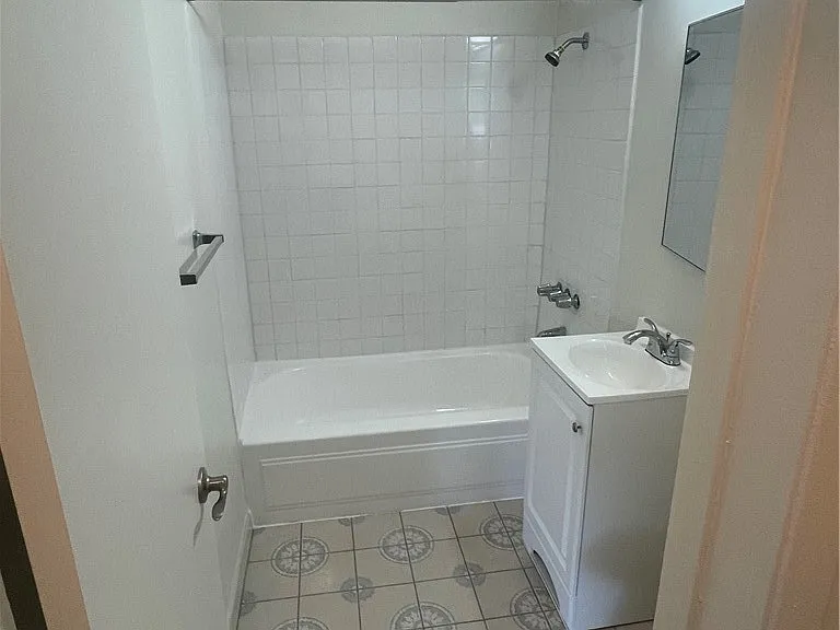 6510 Marbrisa Ave #B — Photo 13