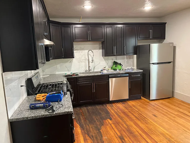 603 W Boyd St #UPSTAIRS — Photo 18
