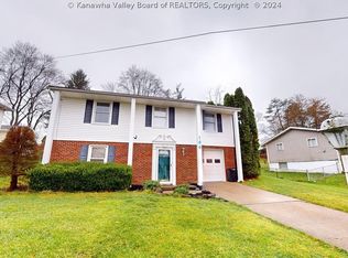 166 Iroquois Trl, Ona, WV 25545