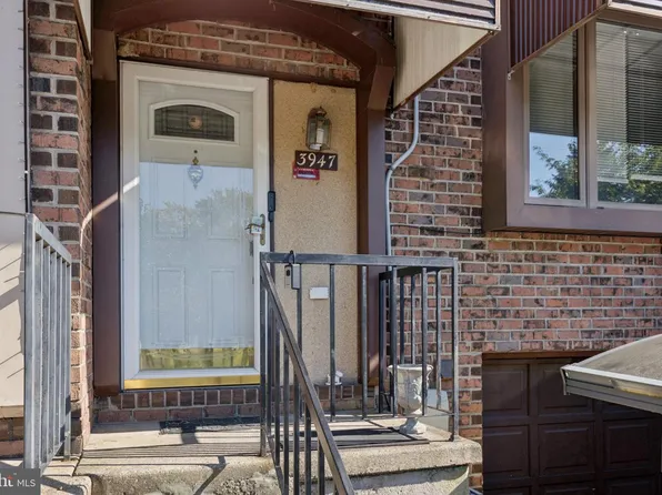 3947 Gloucester Ct, Bensalem, PA 19020