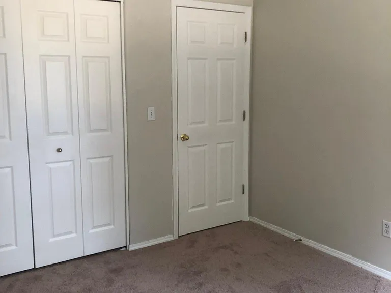 333 SE Brookwood Ave — Photo 10