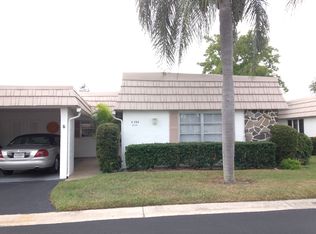 2234 Riverbluff Pkwy #V-265, Sarasota, FL 34231
