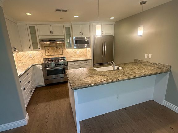 5th image of 1226 El Camino Real APT 202
