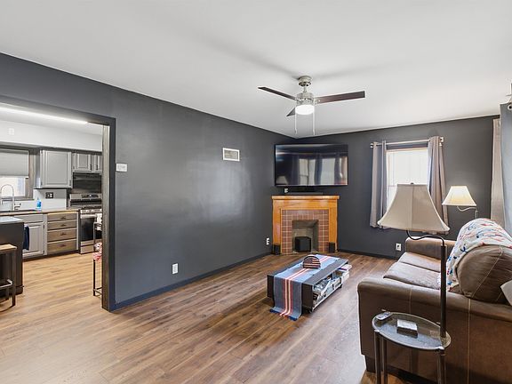 4th image of 403 Magnolia