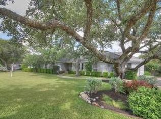 317 Nautilus Ave, Lakeway, TX 78738