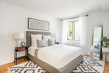 Rented by Lisa Management