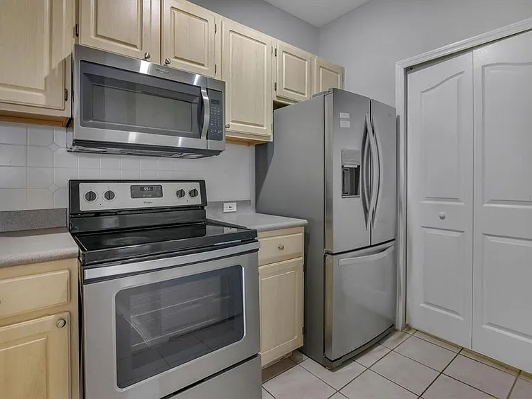 2705 Maitland Crossing Way #303 — Photo 9