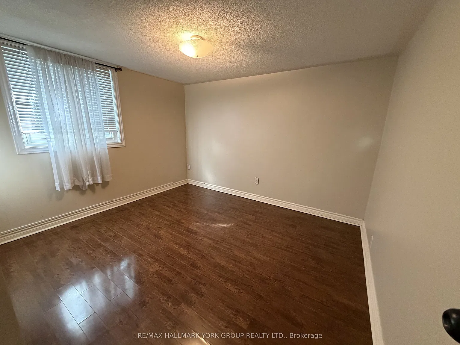 2 bed, $1,650 — Photo 4