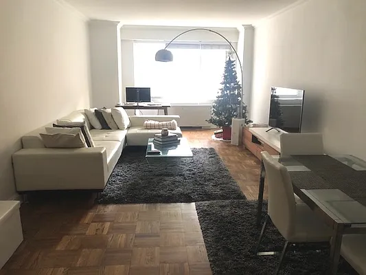 Rented by Corcoran | media 12