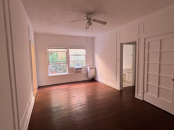 3rd image of 4604 Los Feliz Blvd APT 103