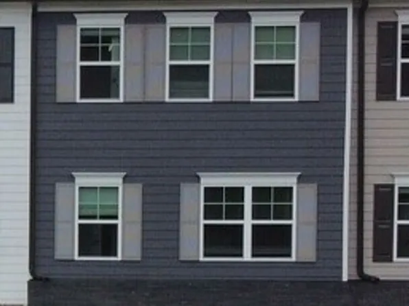 33 Cobalt Ln, Newnan, GA 30265