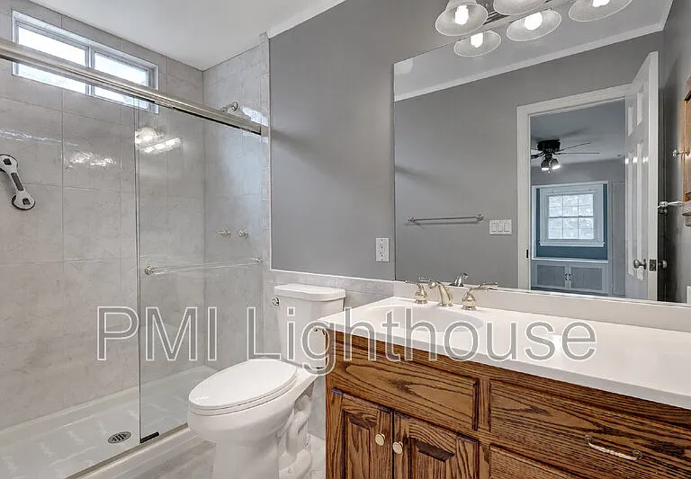 37 Margaret Blvd — Photo 33