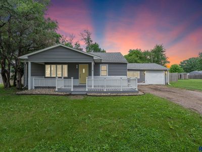 721 S Elm St, Lennox, SD, 57039