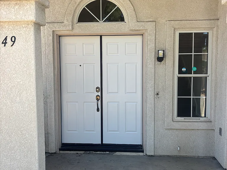 6949 San Miguel Ave — Photo 2