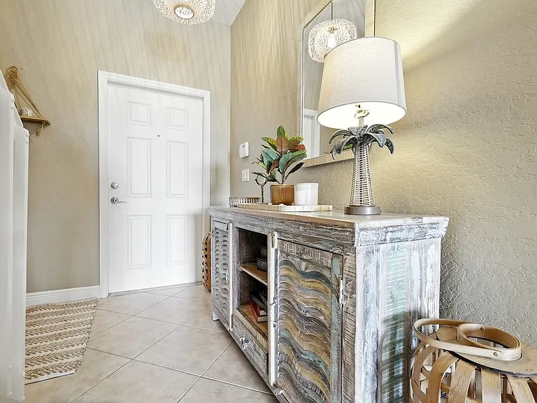 263 Provence Pl — Photo 8