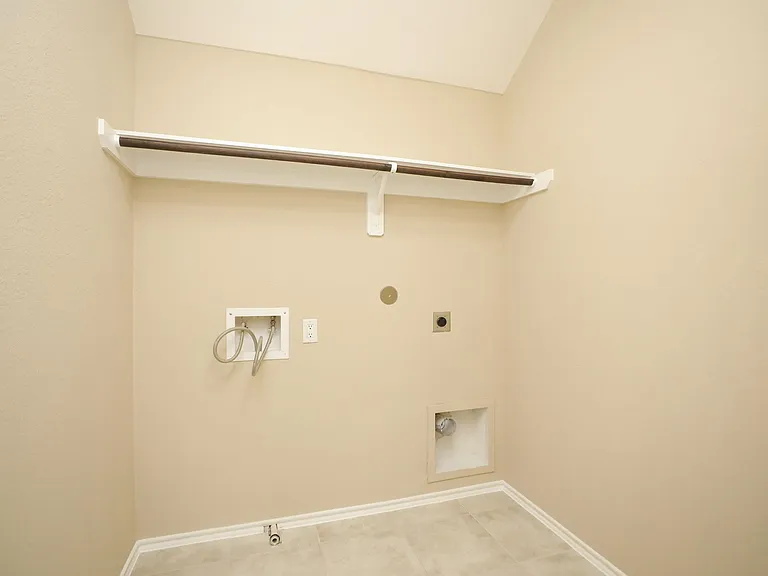 3606 Carolina Canyon Ct — Photo 18