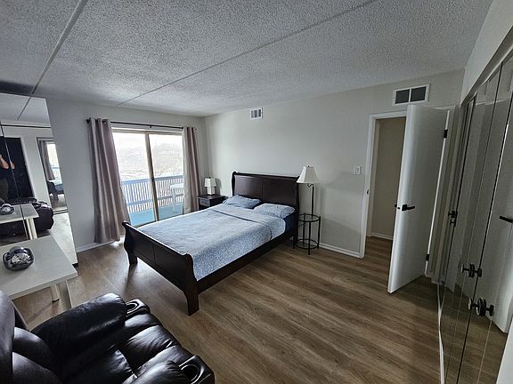 5th image of 502 Redondo Dr APT 308