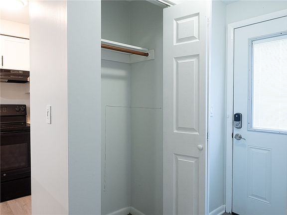 3rd image of 1340 Emerson St APT B