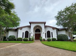 3801 Crestwind, Laredo, TX 78045