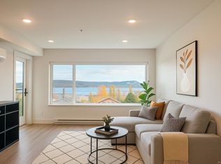 147 Haliburton St #306, Nanaimo, BC