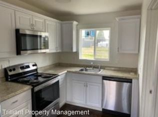 3357 Portland Rd NE APT 7, Salem, OR 97301