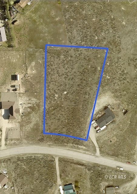 2nd image of 465 Parkridge Pkwy