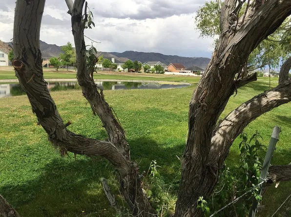 2911 Winged Foot Ct, West Wendover, NV 89883