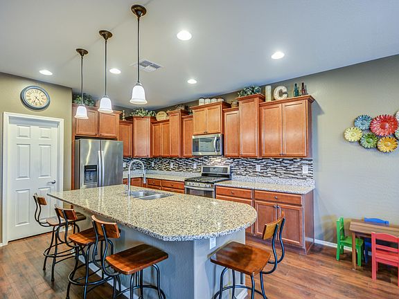 4th image of 5531 W Admiral Way