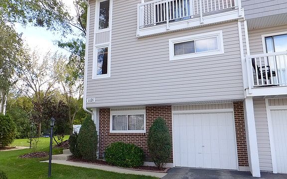 3rd image of 1121 Sandpiper Ct