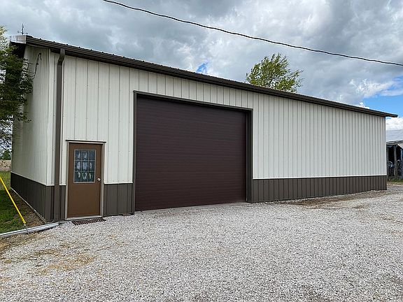 2nd image of 7425 County Road 1048