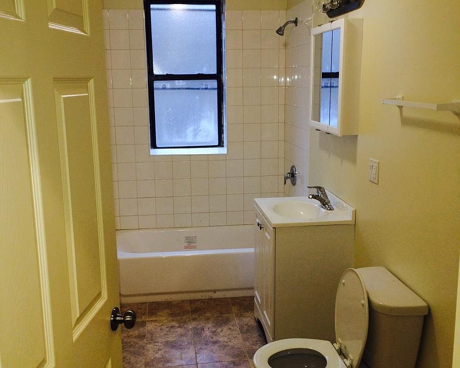 1st bath room