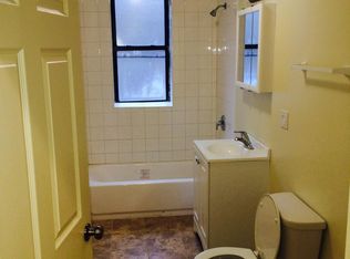 7014 S Merrill Ave #3, Chicago, IL 60649