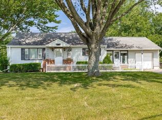 33454 Chestnut Ridge Rd, North Ridgeville, OH 44039